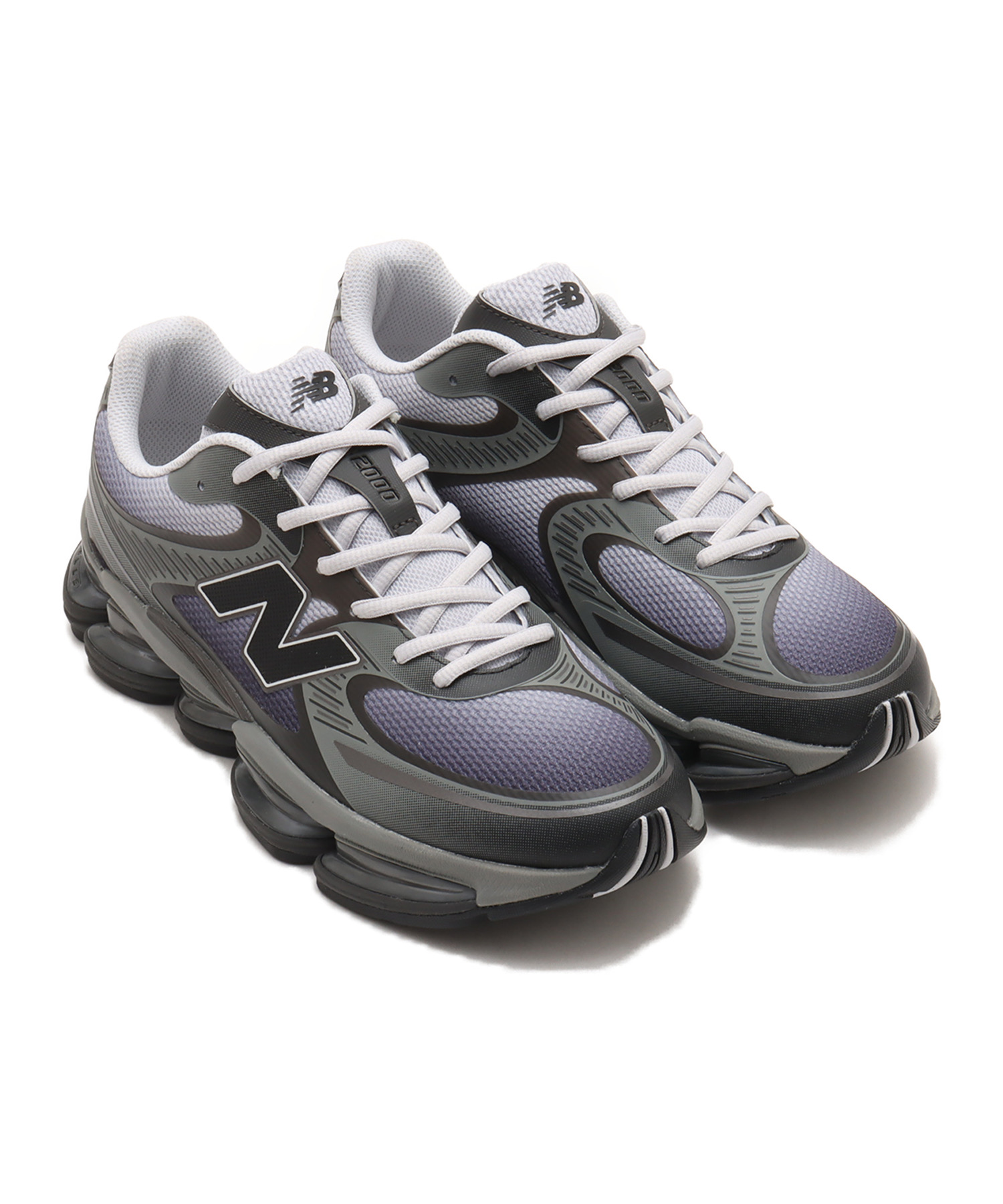 The New Balance 2000 “Pearl Grey”