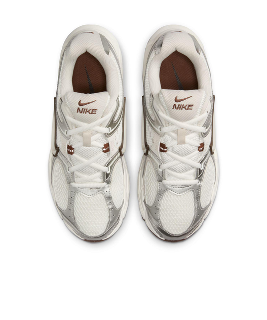 Nike V5 RNR WMNS "SAIL FAUNA BROWN" – Image 3