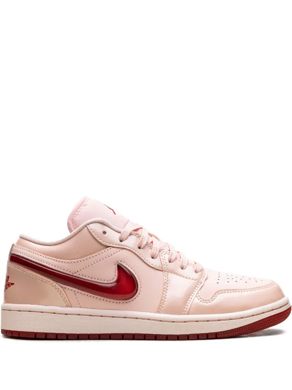 Jordan baskets Jordan 1 'Patent Valentine's Day' – Image 4