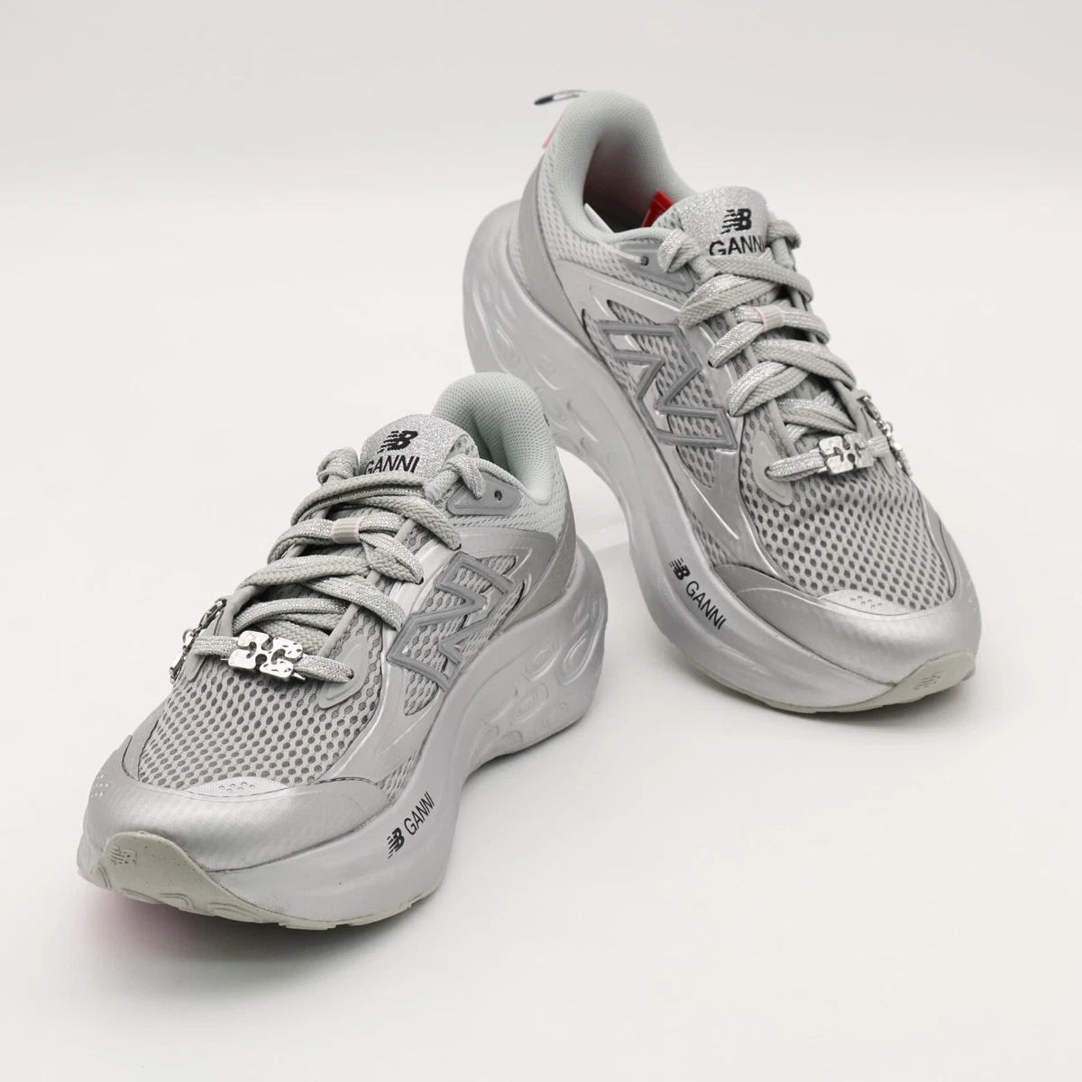 GANNI x New Balance Fresh Foam Trainer ‘Silver Metallic Pink’. – Image 3